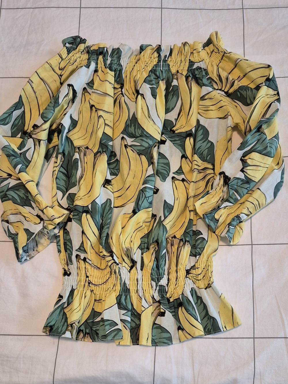Tea n Cup Off-Shoulder Banana Print Blouse - Yellow & Green